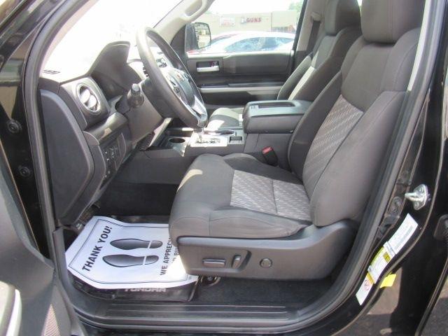 Toyota Tundra SR5 5.7L V8 Double Cab 2WD 2018