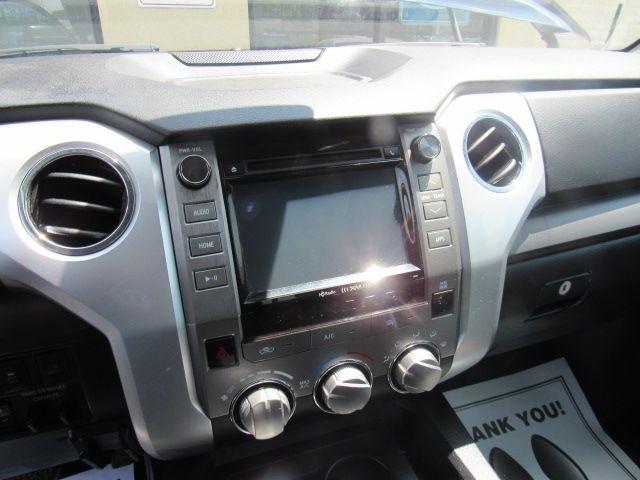 Toyota Tundra SR5 5.7L V8 Double Cab 2WD 2018