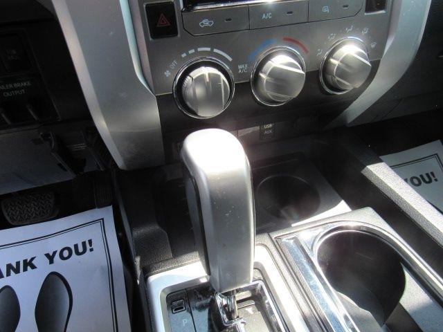 Toyota Tundra SR5 5.7L V8 Double Cab 2WD 2018