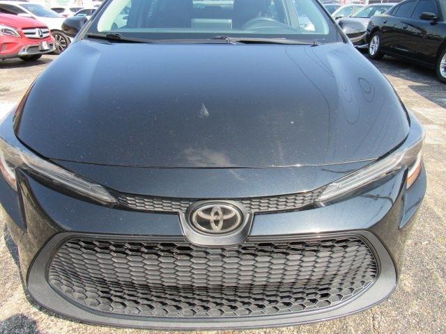 Toyota Corolla LE 2021