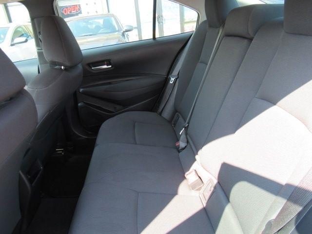 Toyota Corolla LE 2021