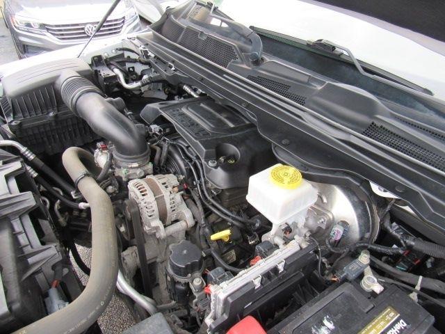 RAM 1500 Tradesman Crew Cab SB 4WD 2019