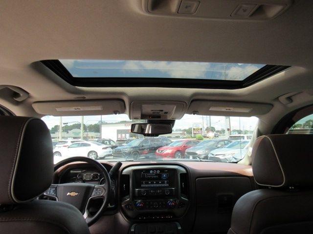 Chevrolet Silverado 1500 High Country Crew Cab 4WD 2015