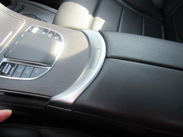 Mercedes-Benz GLC-Class GLC300 2021