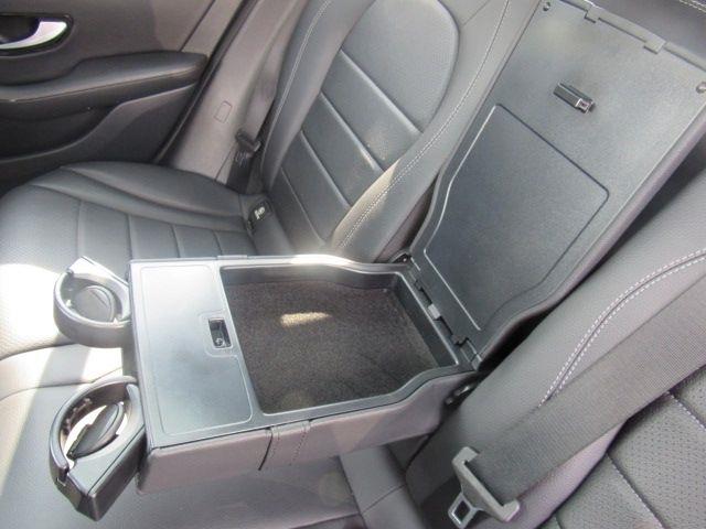 Mercedes-Benz GLC-Class GLC300 2021