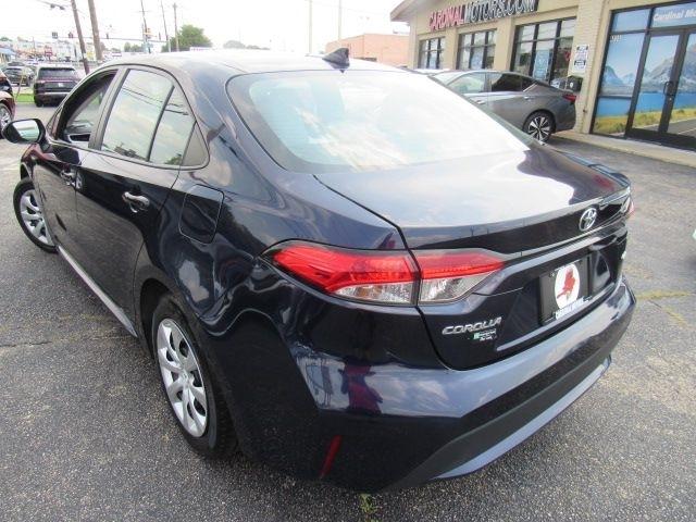 Toyota Corolla LE 2021