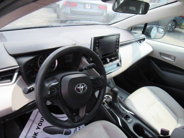 Toyota Corolla LE 2021