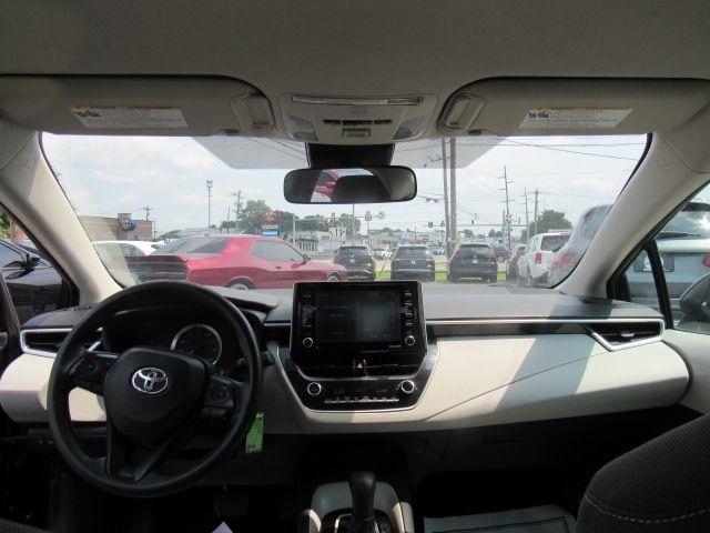 Toyota Corolla LE 2021