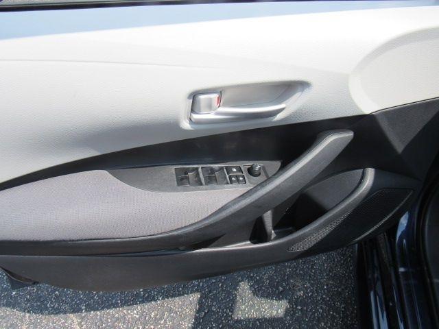 Toyota Corolla LE 2021