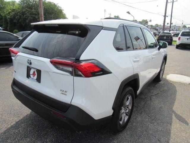 Toyota RAV4 XLE AWD 2025