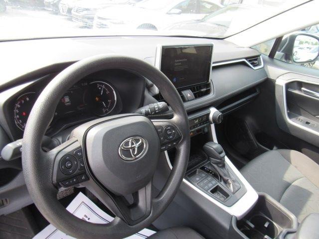 Toyota RAV4 XLE AWD 2025
