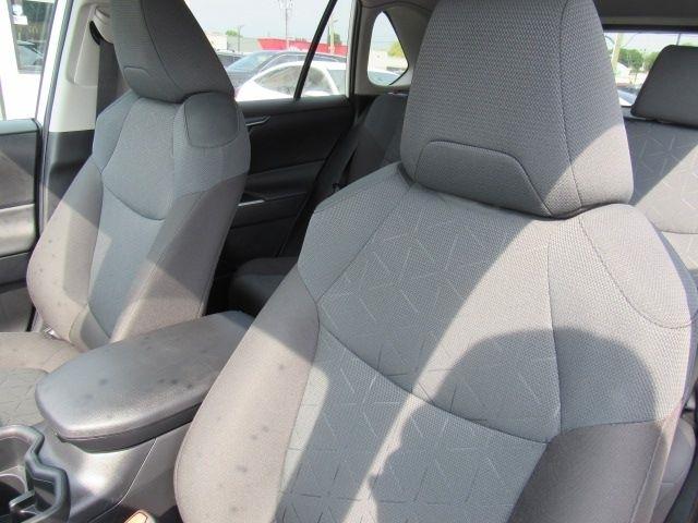 Toyota RAV4 XLE AWD 2025