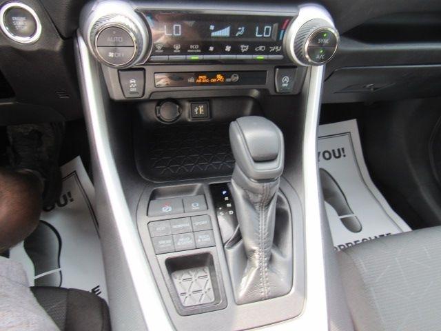 Toyota RAV4 XLE AWD 2025