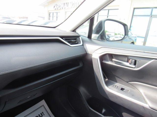 Toyota RAV4 XLE AWD 2025