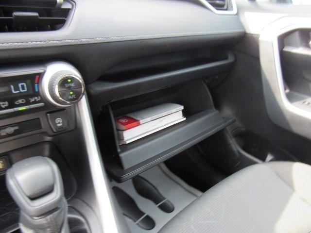 Toyota RAV4 XLE AWD 2025