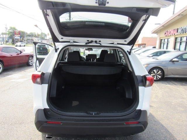 Toyota RAV4 XLE AWD 2025