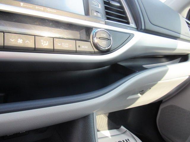Toyota Highlander XLE AWD V6 2019
