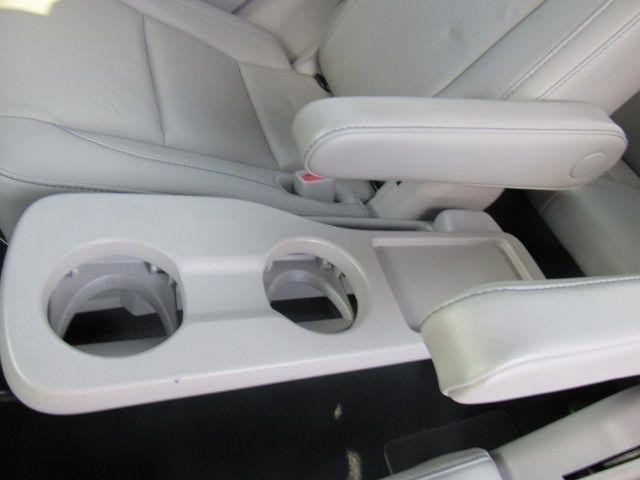 Toyota Highlander XLE AWD V6 2019