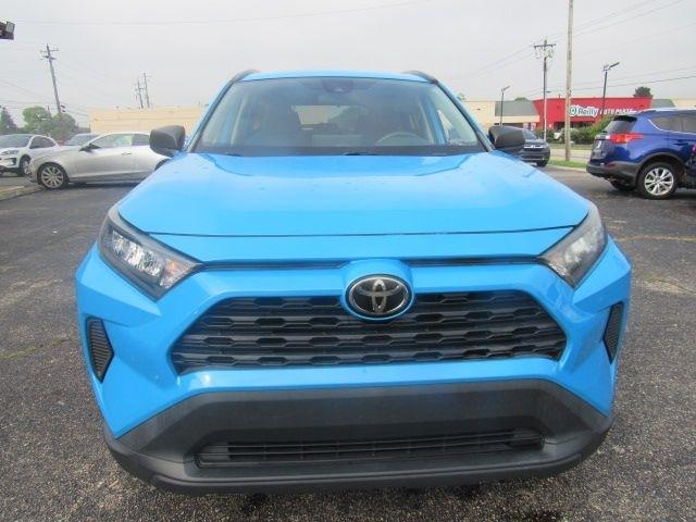 Toyota RAV4 LE 2019