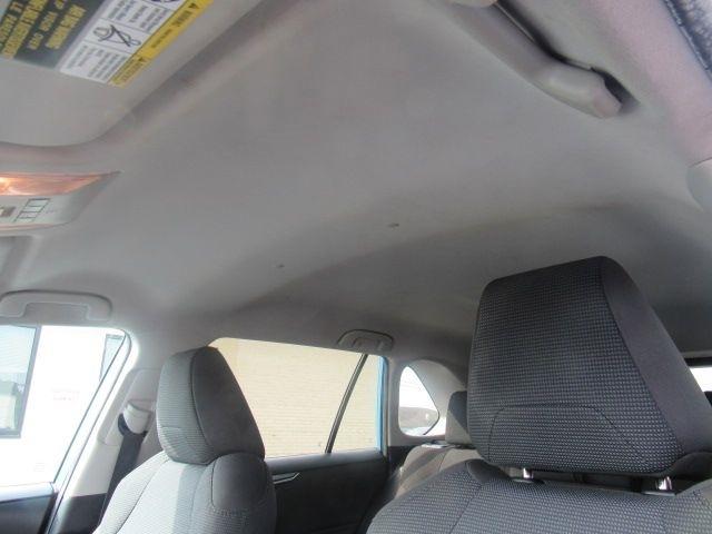 Toyota RAV4 LE 2019