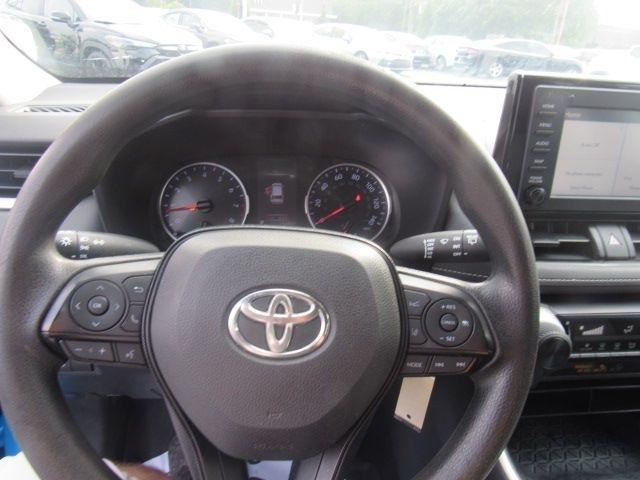 Toyota RAV4 LE 2019