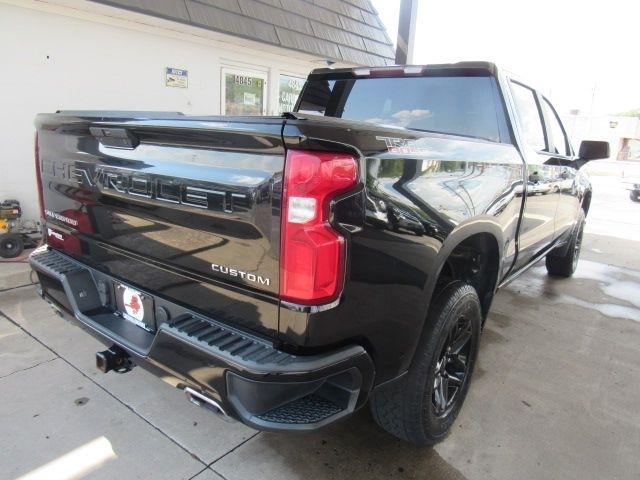 Chevrolet Silverado 1500 Custom Trail Boss Crew Cab Long Box 4WD 2019