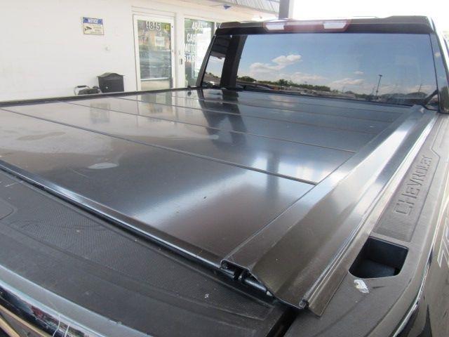 Chevrolet Silverado 1500 Custom Trail Boss Crew Cab Long Box 4WD 2019