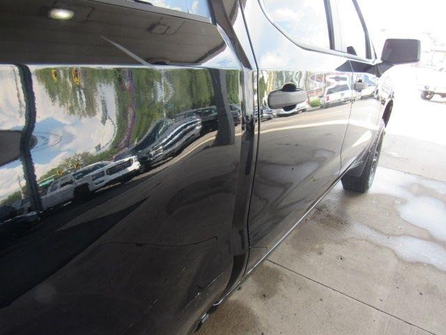 Chevrolet Silverado 1500 Custom Trail Boss Crew Cab Long Box 4WD 2019