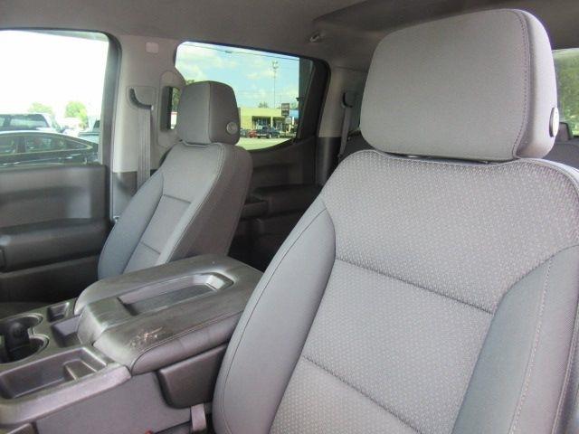 Chevrolet Silverado 1500 Custom Trail Boss Crew Cab Long Box 4WD 2019