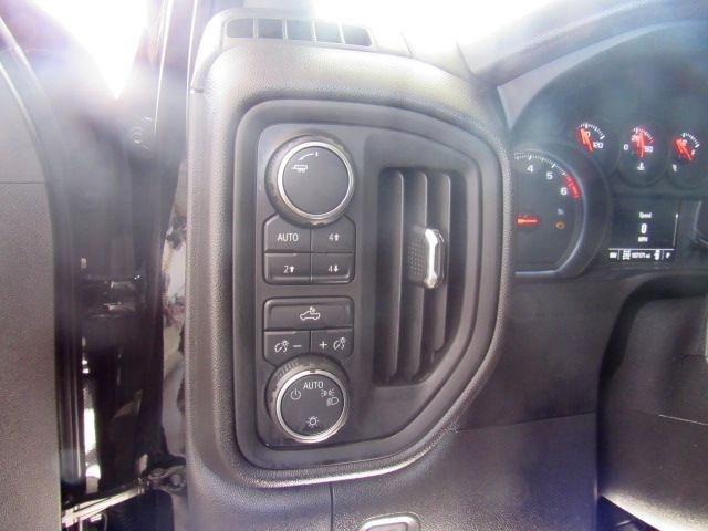 Chevrolet Silverado 1500 Custom Trail Boss Crew Cab Long Box 4WD 2019