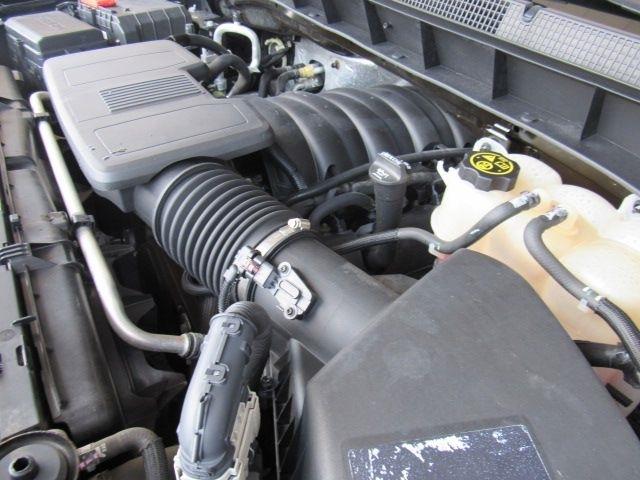 Chevrolet Silverado 1500 Custom Trail Boss Crew Cab Long Box 4WD 2019