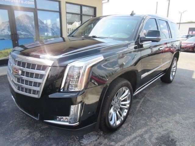 Cadillac Escalade Premium 4WD 2017