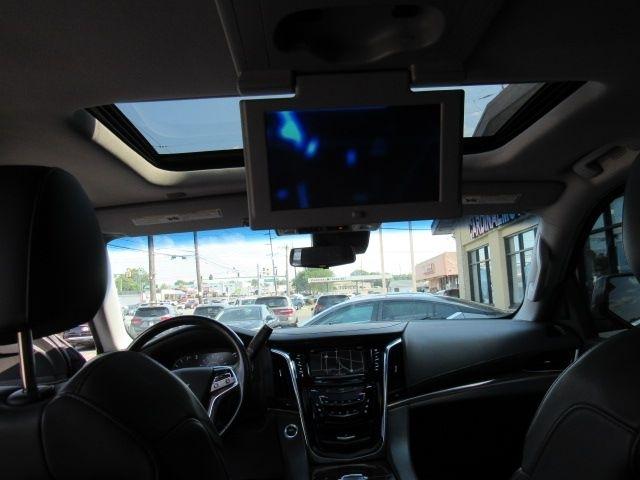 Cadillac Escalade Premium 4WD 2017