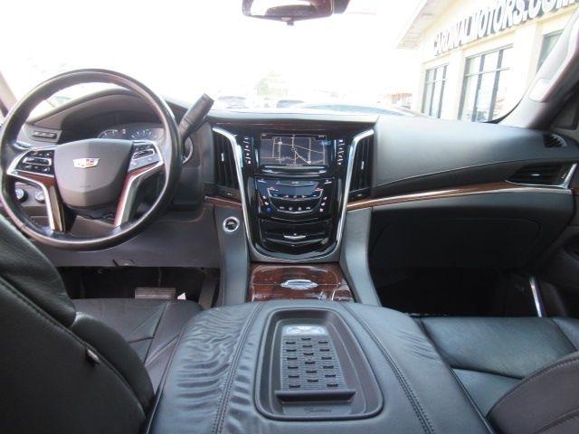 Cadillac Escalade Premium 4WD 2017