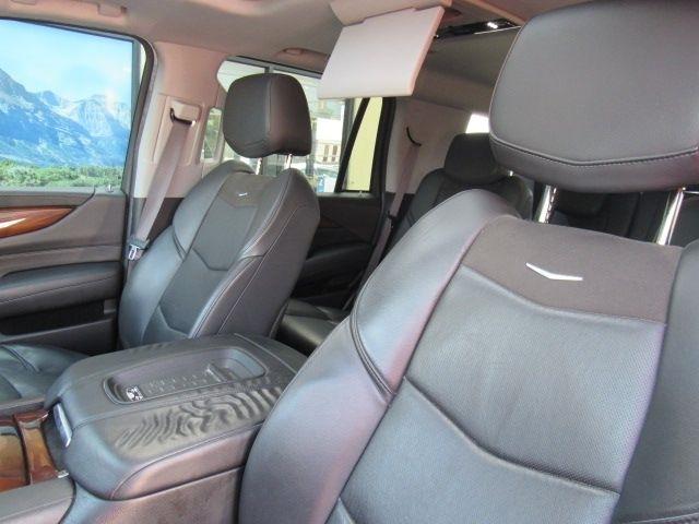 Cadillac Escalade Premium 4WD 2017