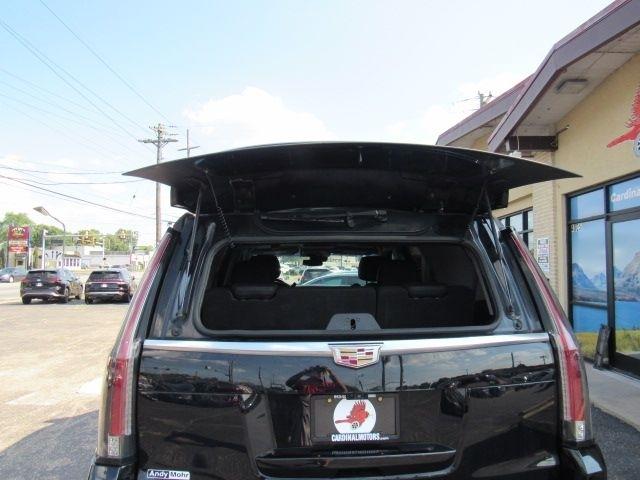 Cadillac Escalade Premium 4WD 2017