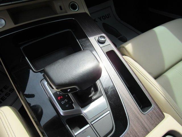 Audi Q5  2021
