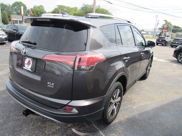 Toyota RAV4 XLE AWD 2018