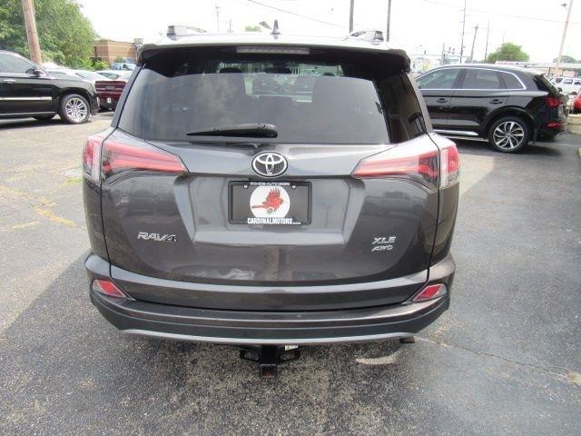 Toyota RAV4 XLE AWD 2018
