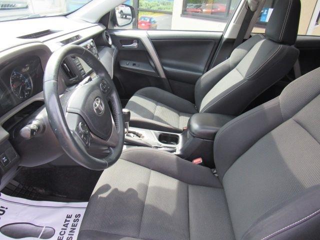 Toyota RAV4 XLE AWD 2018