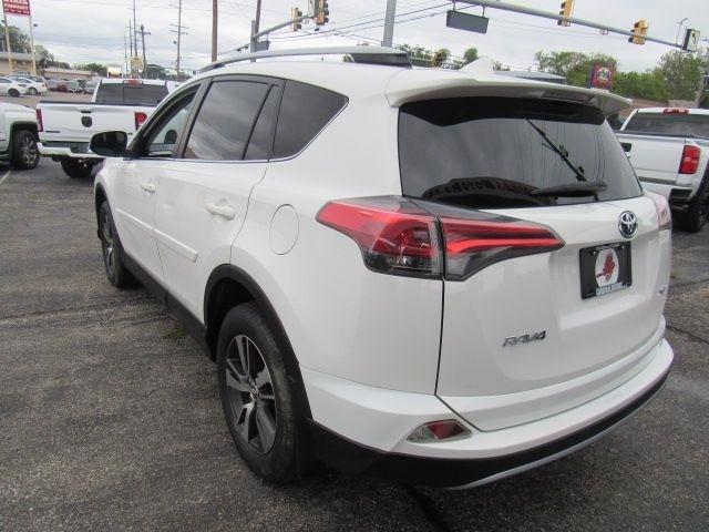 Toyota RAV4 XLE FWD 2018