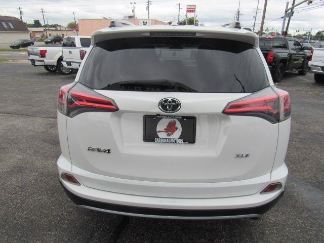 Toyota RAV4 XLE FWD 2018