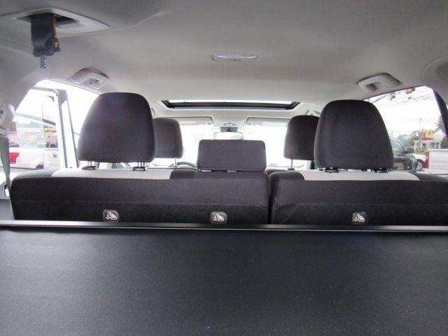 Toyota RAV4 XLE FWD 2018