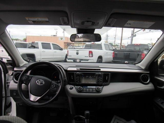 Toyota RAV4 XLE FWD 2018