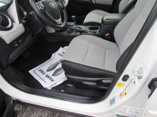 Toyota RAV4 XLE FWD 2018