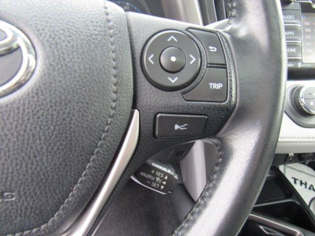 Toyota RAV4 XLE FWD 2018