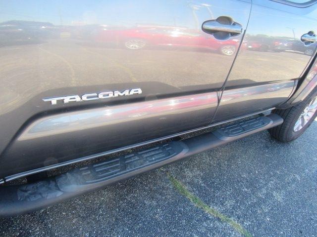 Toyota Tacoma SR5 Double Cab Long Bed V6 6AT 4WD 2017
