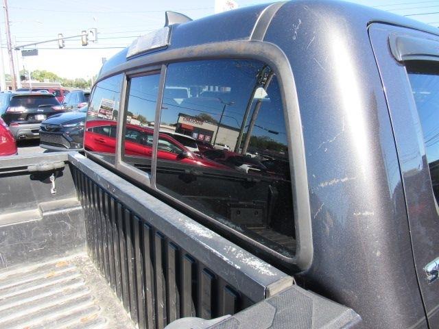 Toyota Tacoma SR5 Double Cab Long Bed V6 6AT 4WD 2017