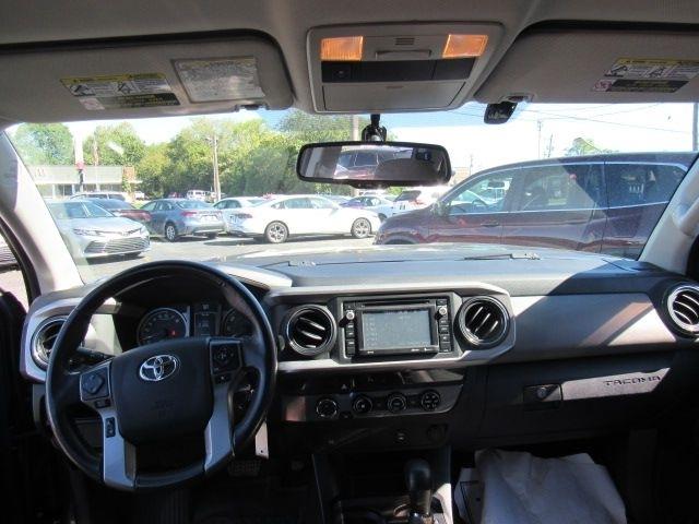 Toyota Tacoma SR5 Double Cab Long Bed V6 6AT 4WD 2017