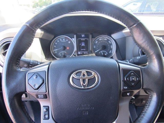 Toyota Tacoma SR5 Double Cab Long Bed V6 6AT 4WD 2017